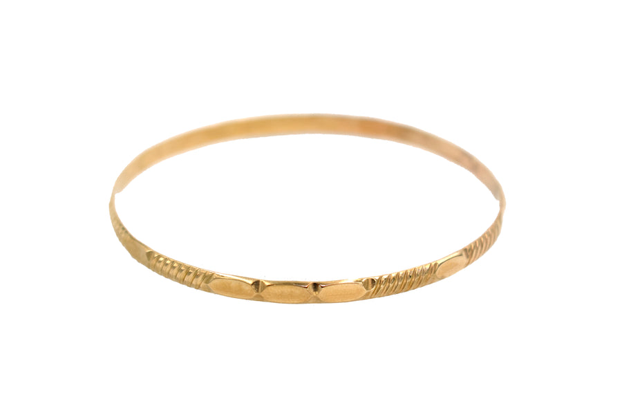 Fine Line Bangle