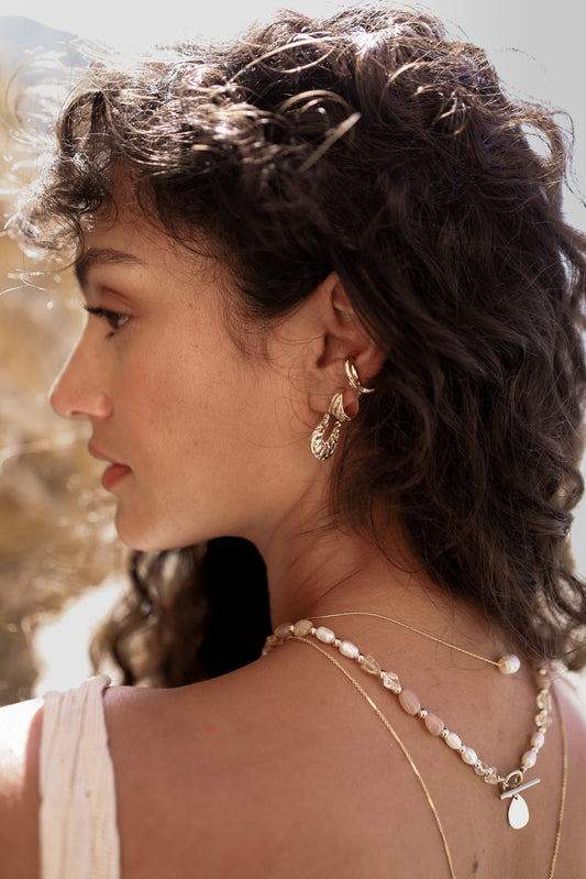 Floating Pearl Necklace