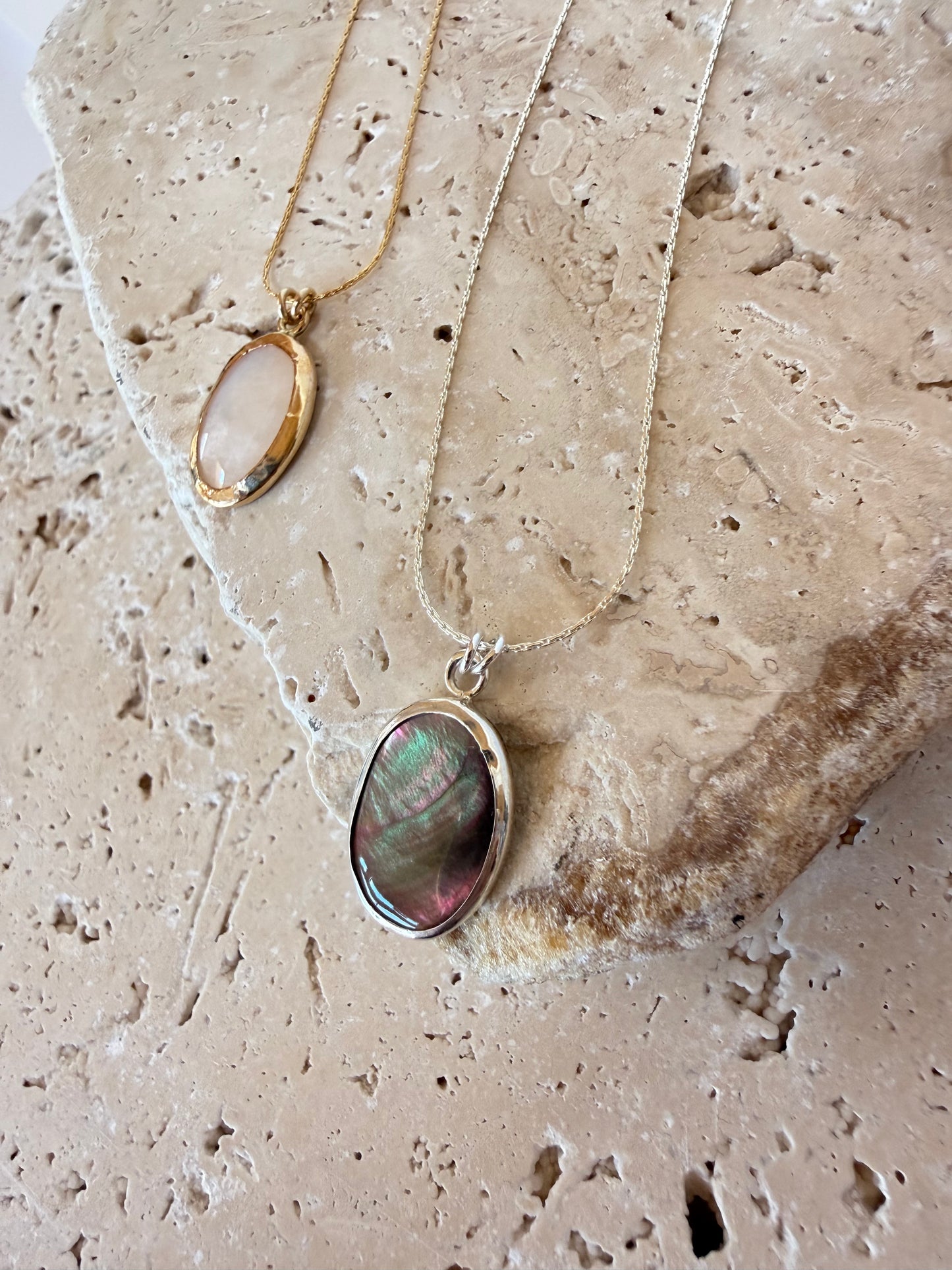 Black Mother of Pearl Oval Necklace