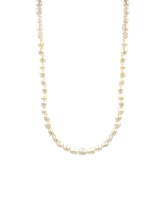 Classic Pearl Necklace.