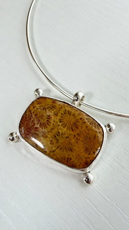 Fossilized Coral Collar Necklace with Beaded Corners